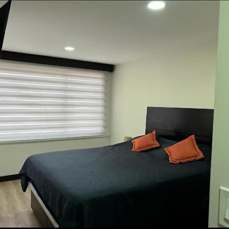 Departamento Sector De La Embajada Americana Кито Экстерьер фото