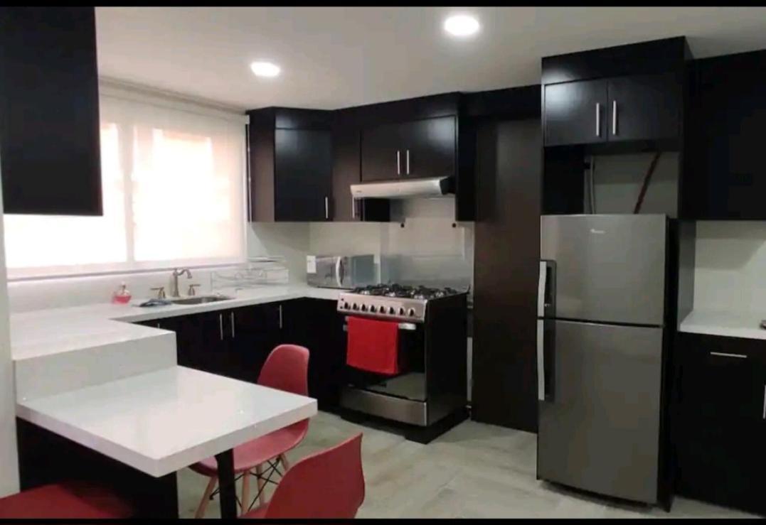 Departamento Sector De La Embajada Americana Кито Экстерьер фото